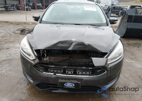 2015 Ford Focus Se z USA, uszkodzony, nr VIN 1FADP3F25FL378982